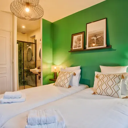 Maison Adeli - Spa- Brasero-billard- Netflix-wifi Holiday home *