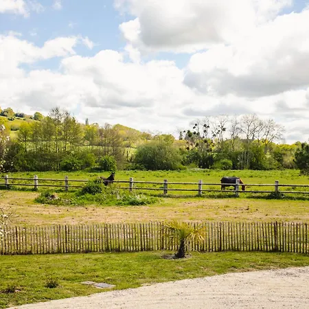 Dom wakacyjny Maison Adeli - Spa- Brasero-billard- Netflix-wifi Dozulé