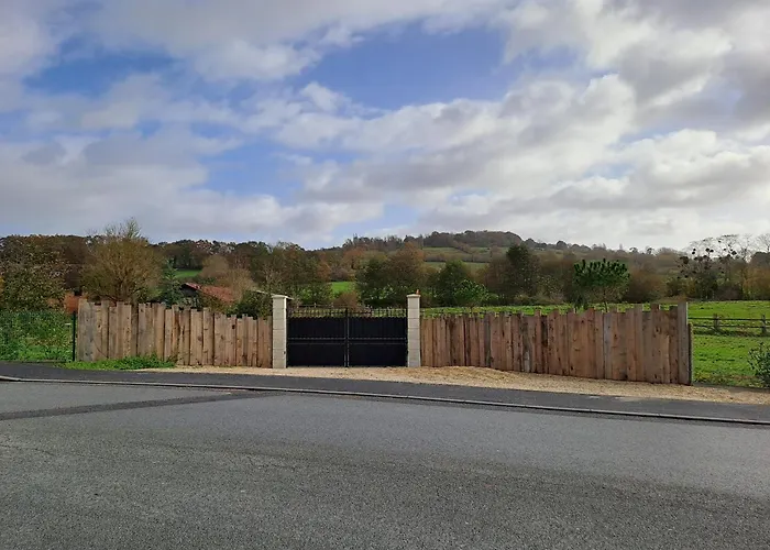 Maison Adeli - Spa- Brasero-billard- Netflix-wifi * Dozule