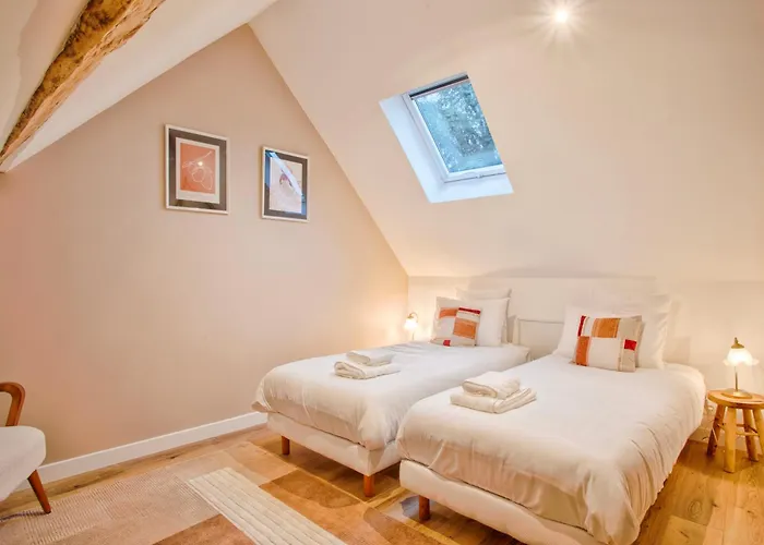 Maison Adeli - Spa- Brasero-billard- Netflix-wifi Holiday home