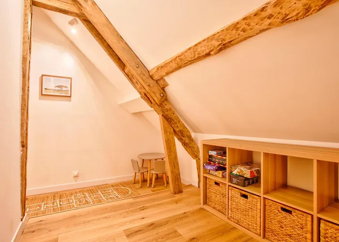 Maison Adeli - Spa- Brasero-billard- Netflix-wifi Dozule