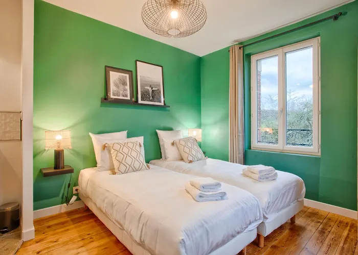 Maison Adeli - Spa- Brasero-billard- Netflix-wifi Dozule