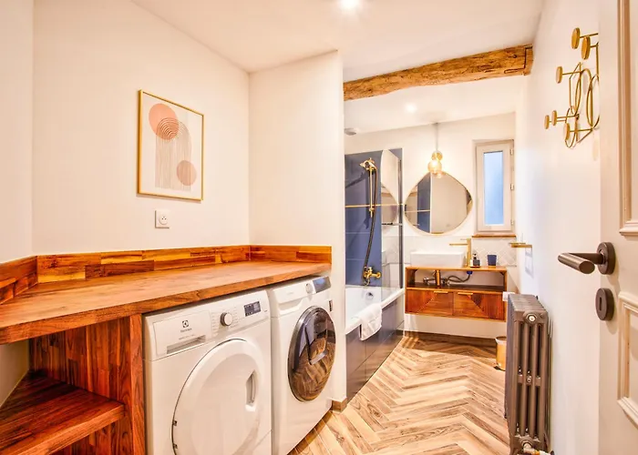 Maison Adeli - Spa- Brasero-billard- Netflix-wifi *